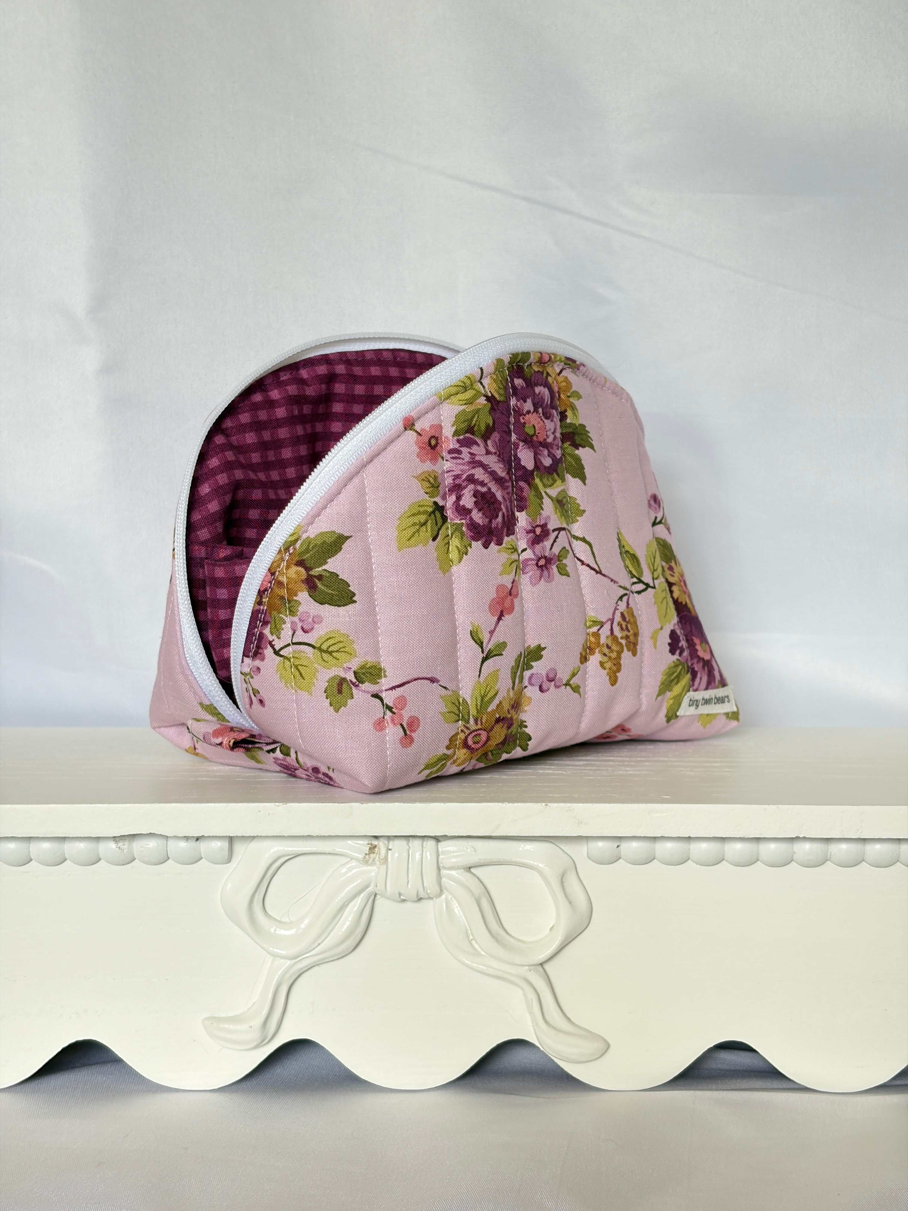 Purple Vines Medium Clamshell Pouch