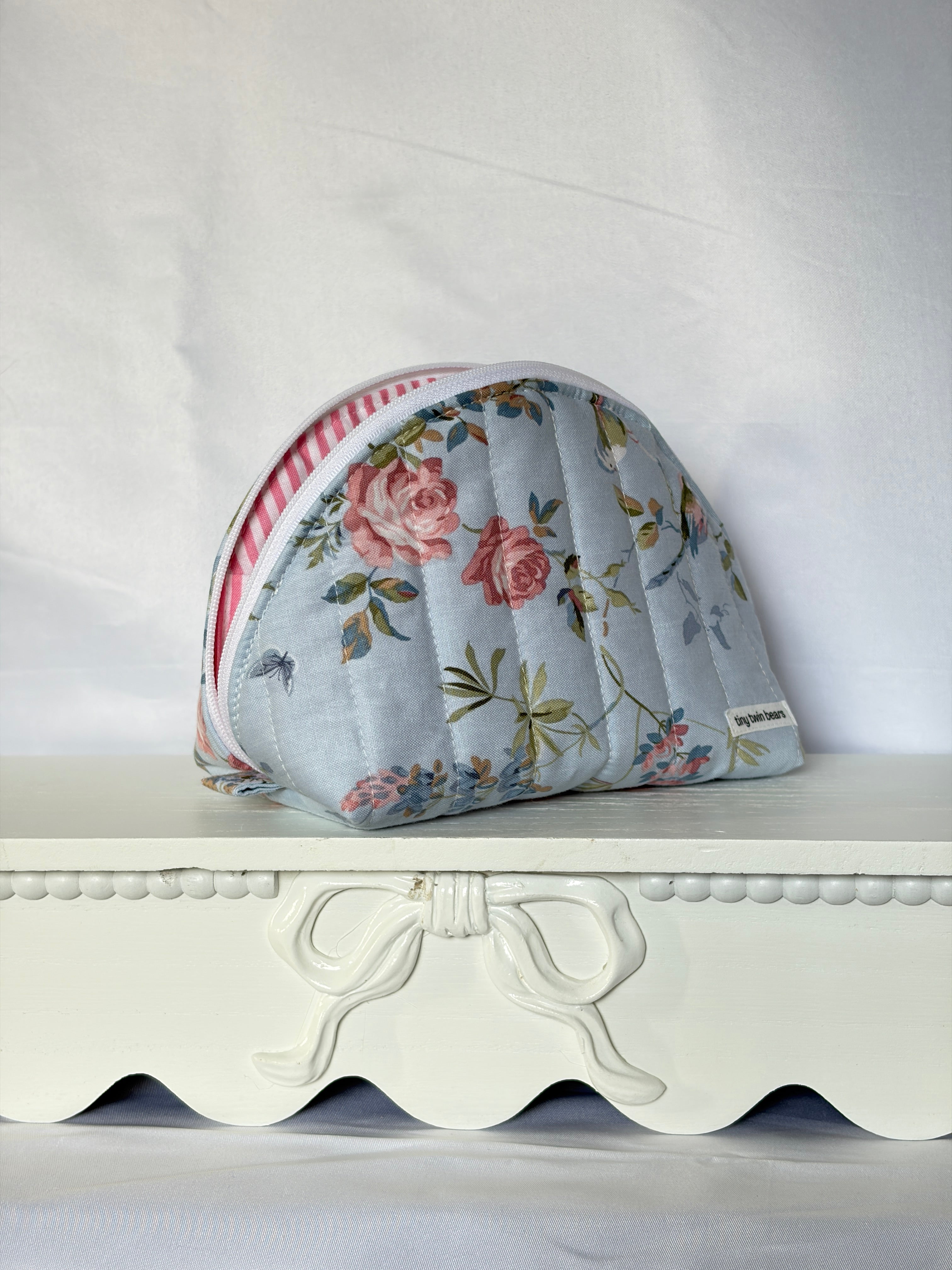 Blue Bird Medium Clamshell Pouch