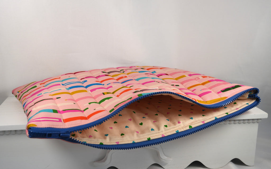 Pen Laptop Sleeve 15 Inch