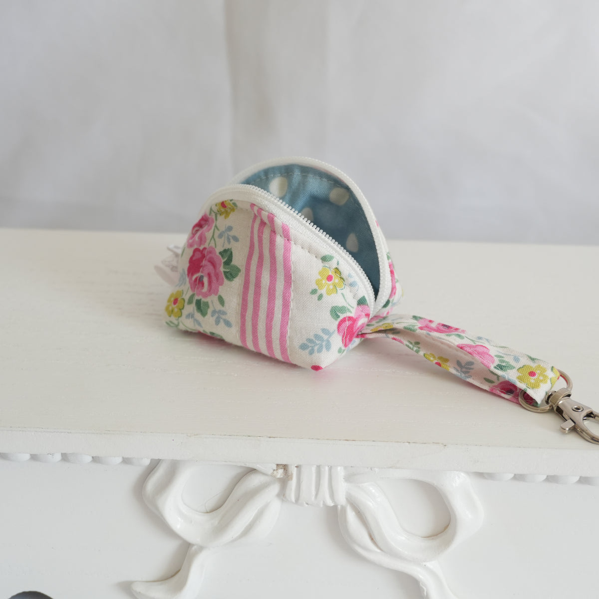 Radiant Rose Airpod Case