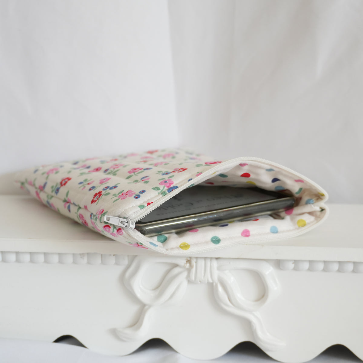 Poppy Kindle Sleeve