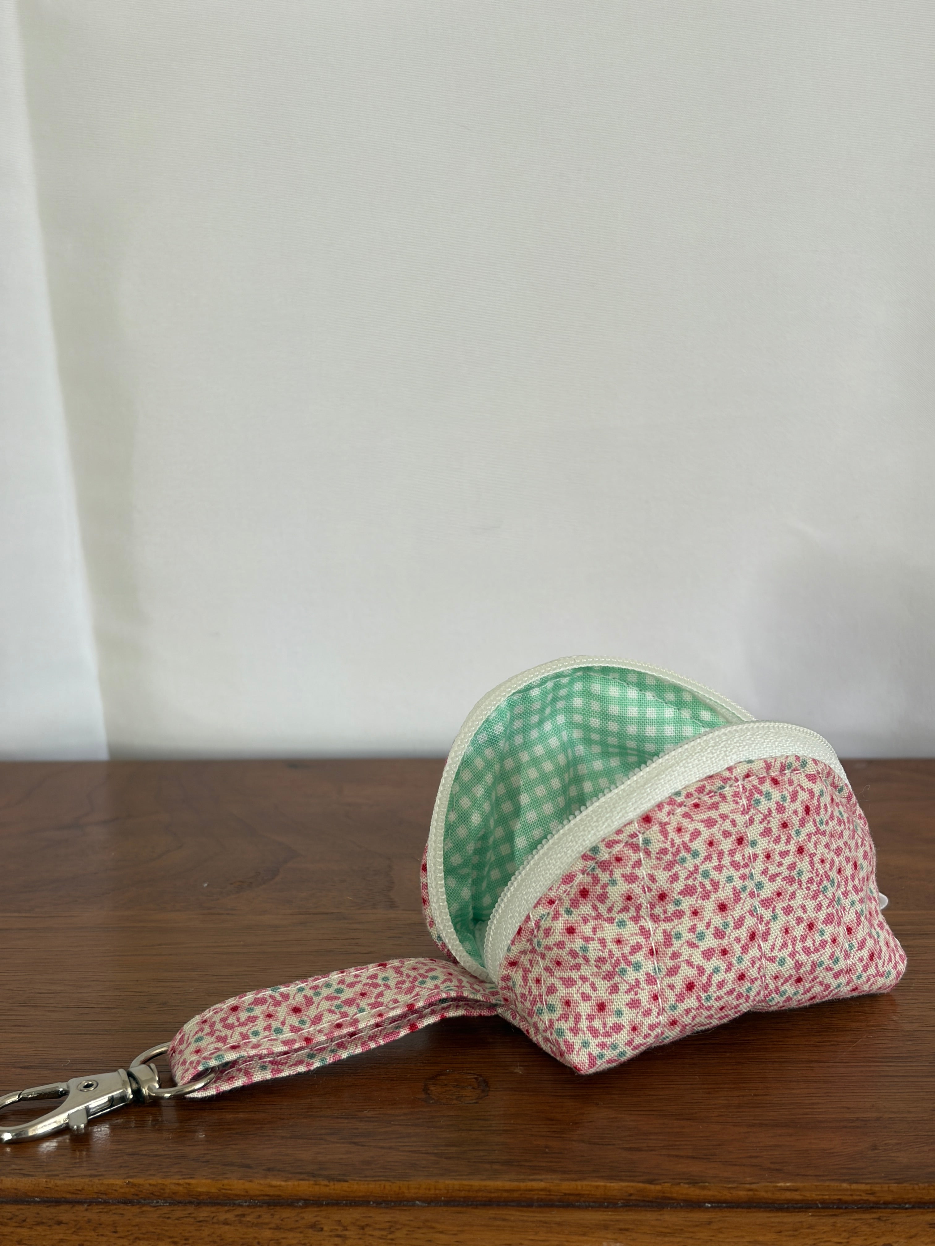 Brie Ditsy Floral AirPod Case