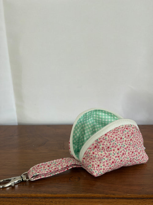 Brie Ditsy Floral AirPod Case