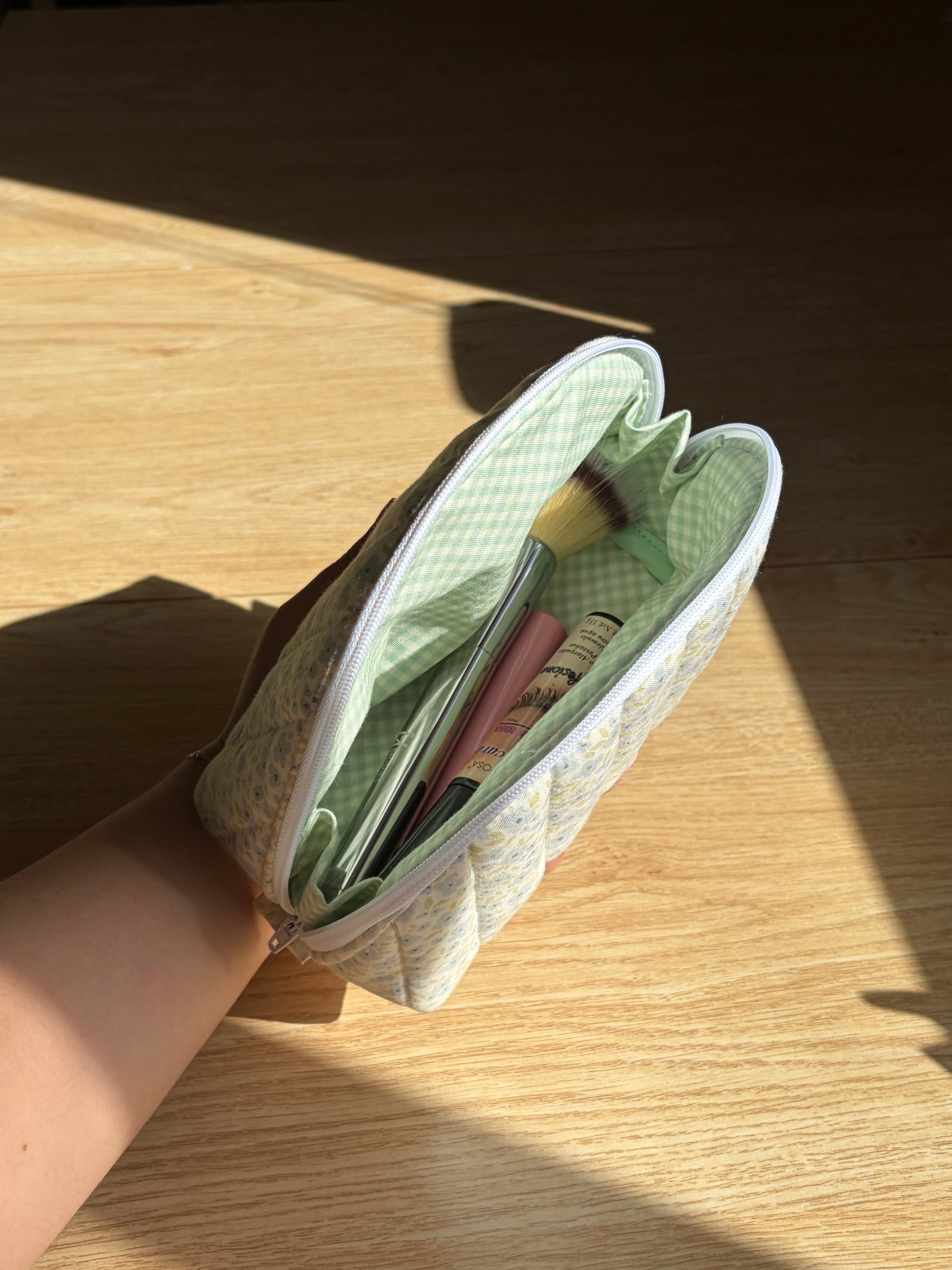 Blue Picnic Medium Clamshell Pouch