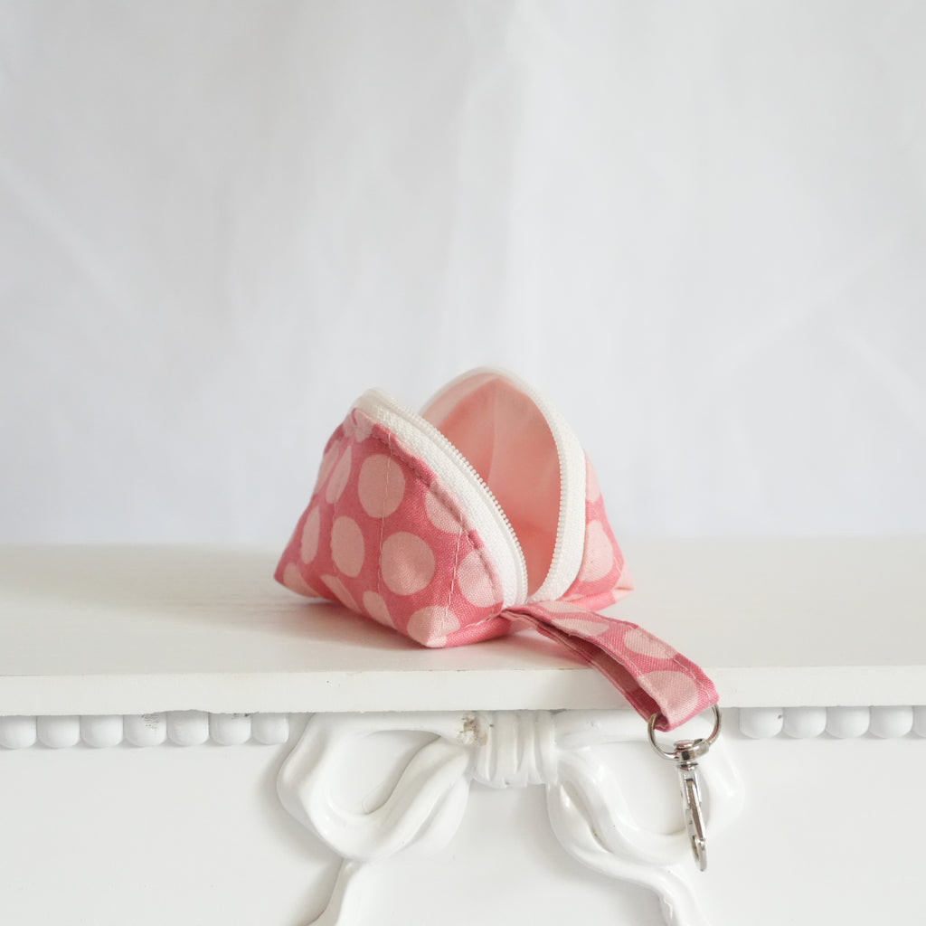 Pink Polka Dot Airpod Case