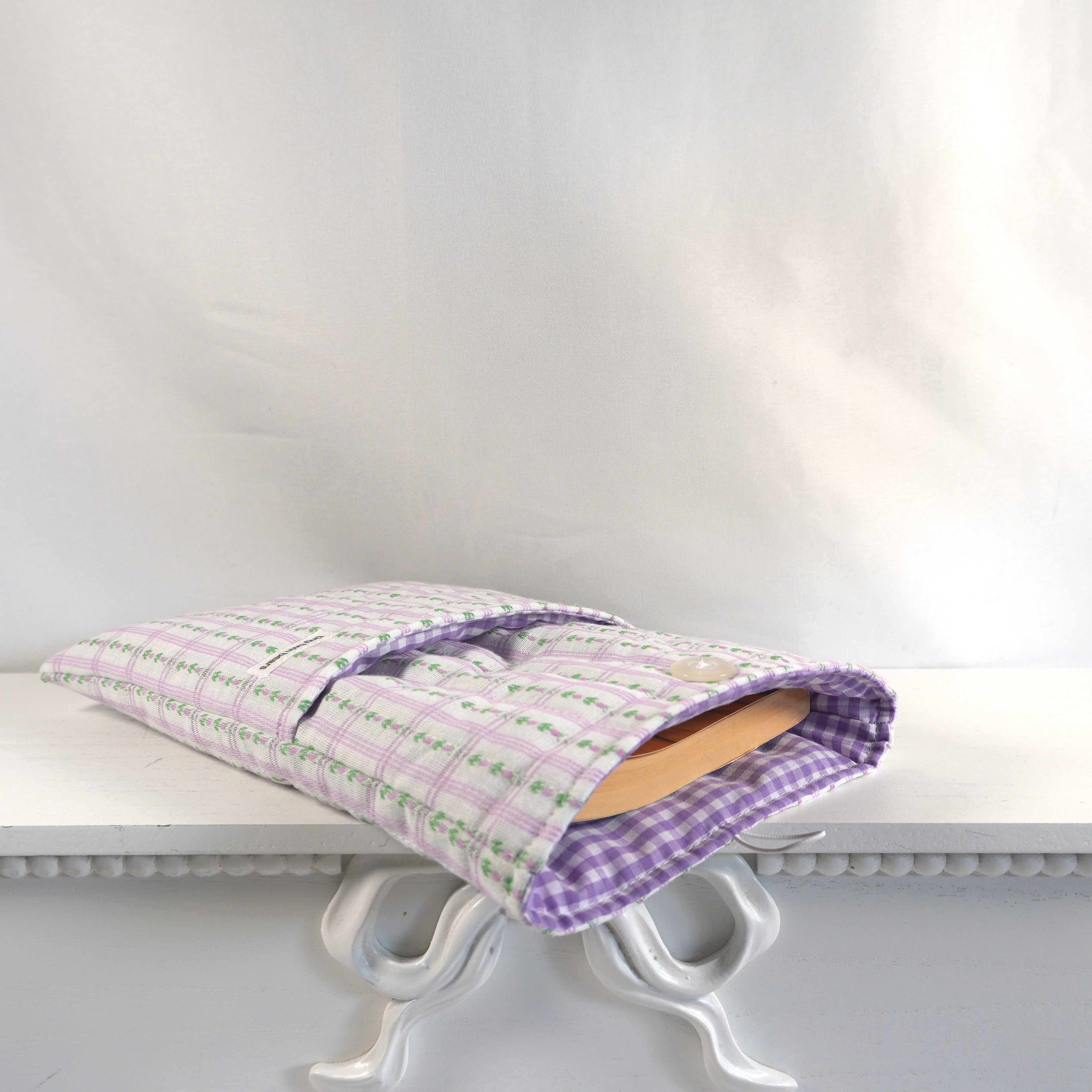 Tulip Book Sleeve