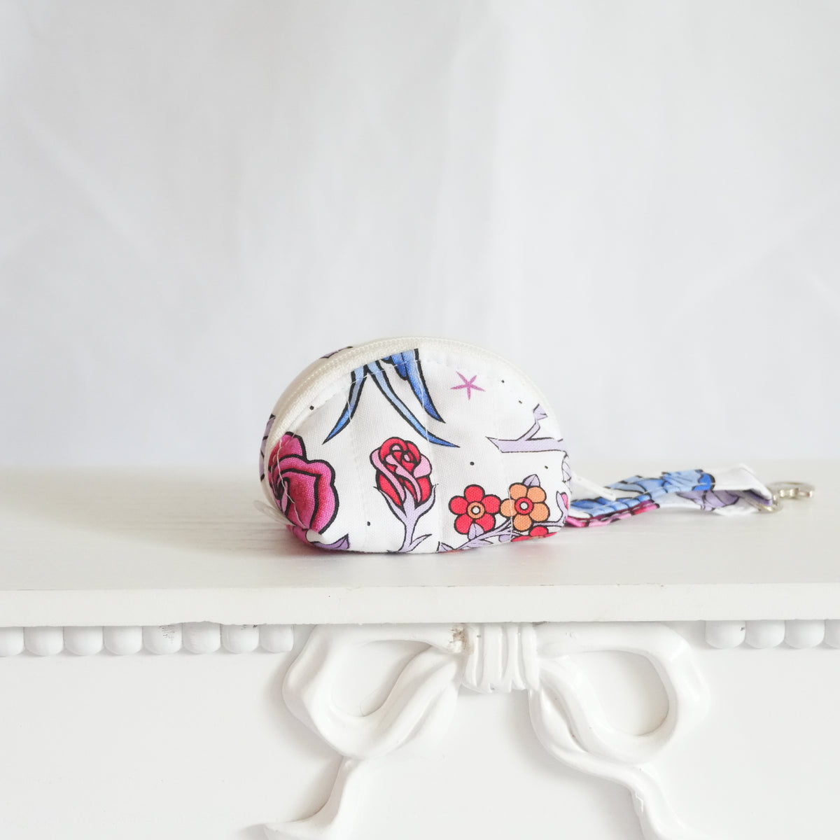 Bird Airpod Case Yellow Liner