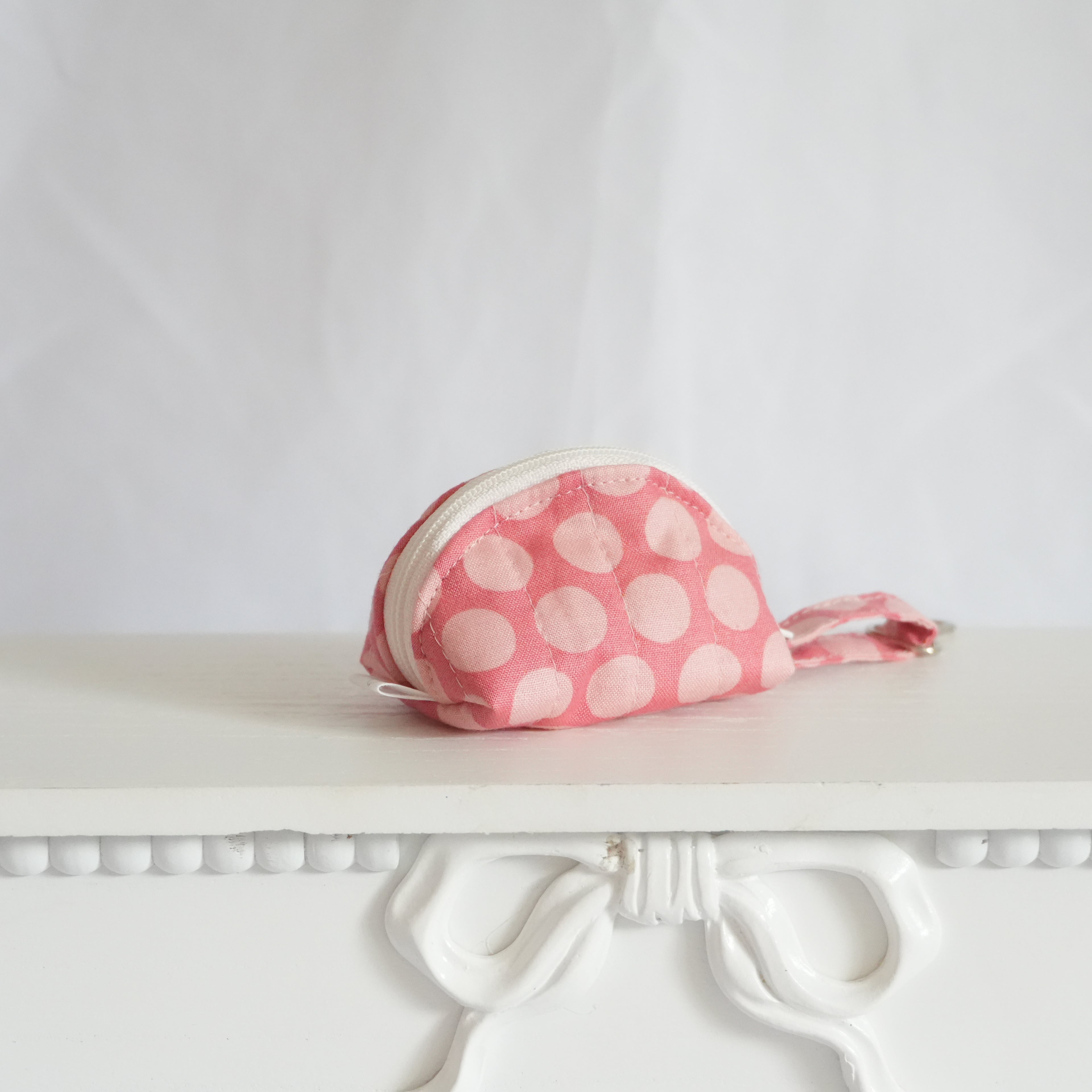 Pink Polka Dot Airpod Case