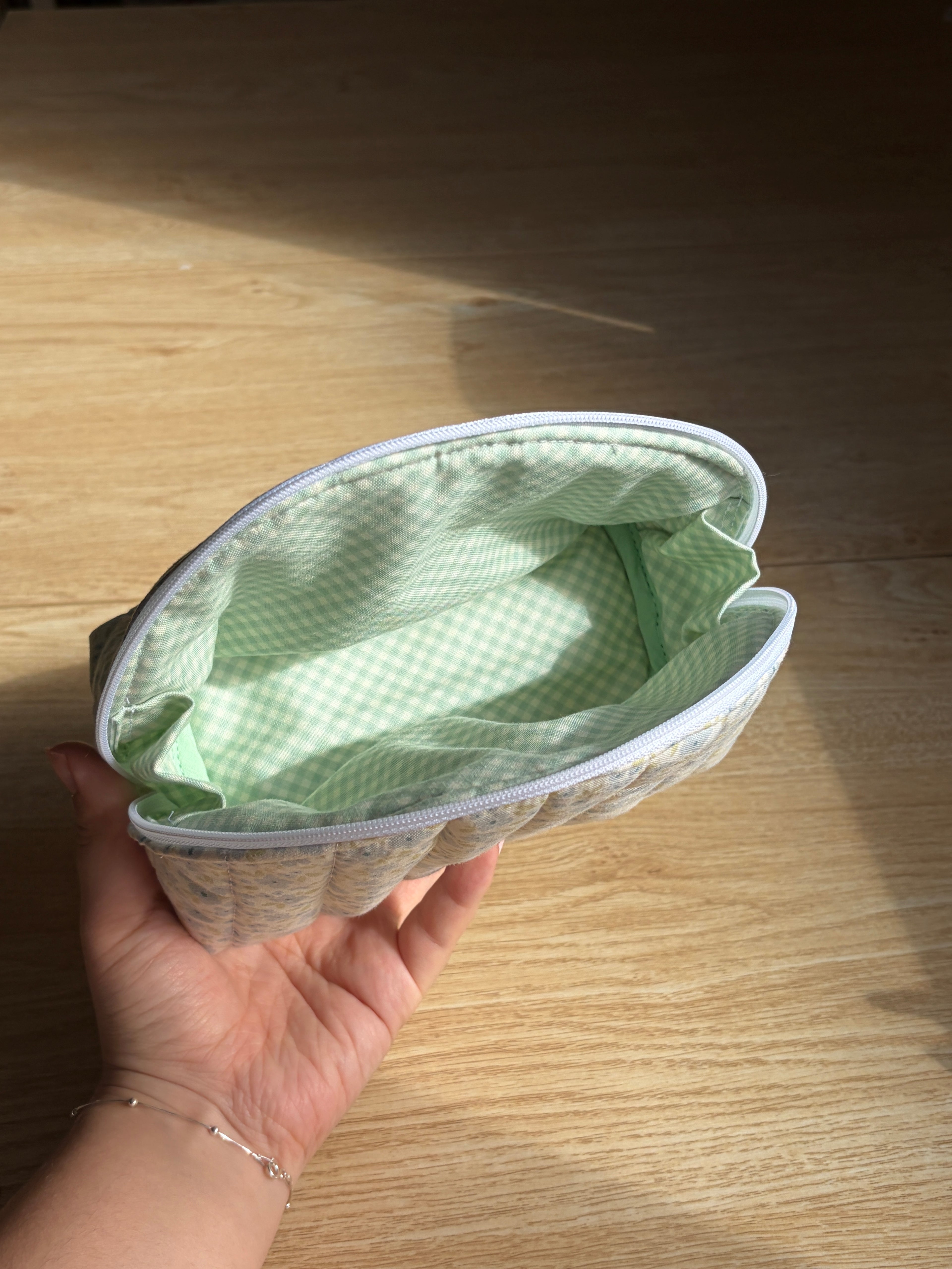 Blue Picnic Medium Clamshell Pouch