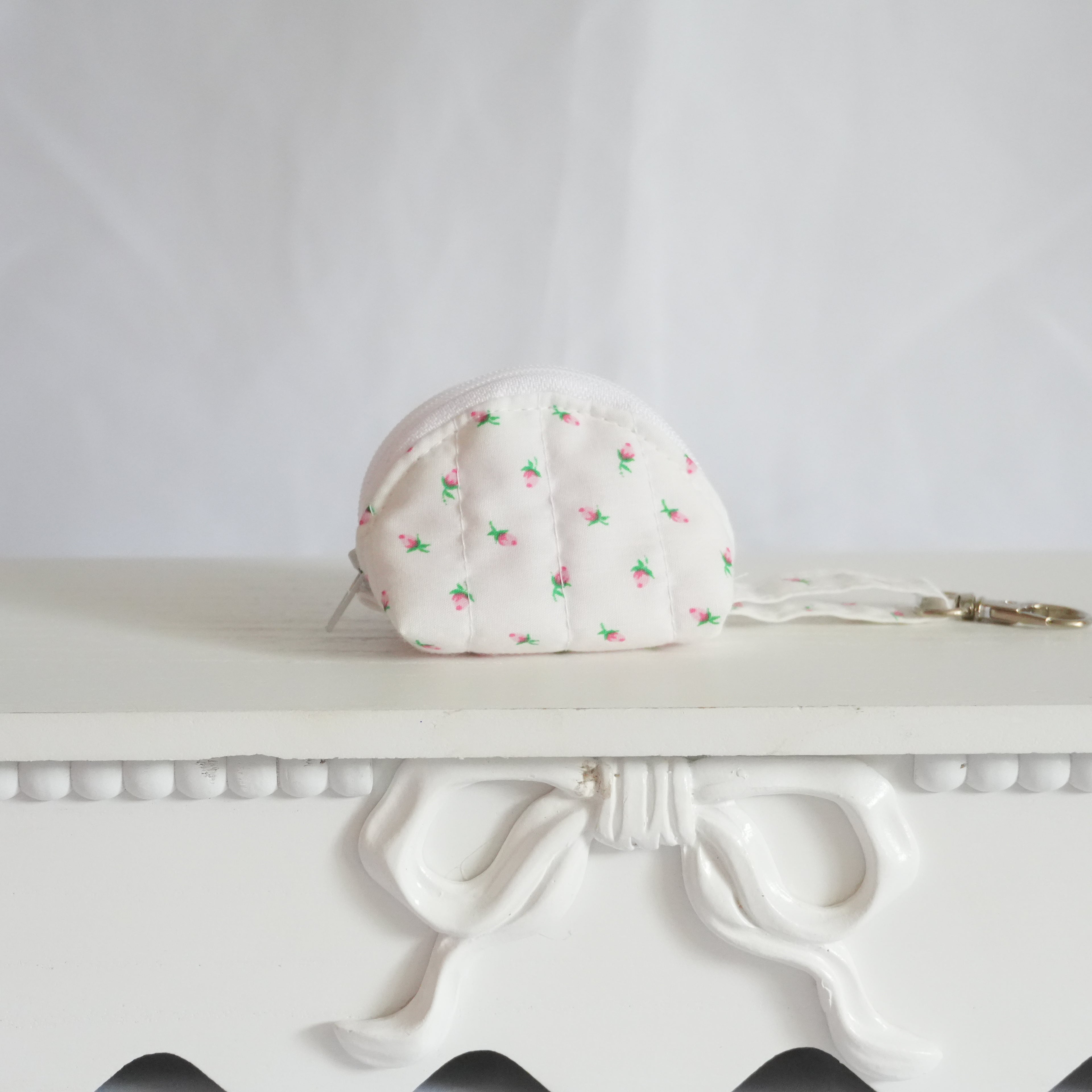 Mini Rose Airpod Case