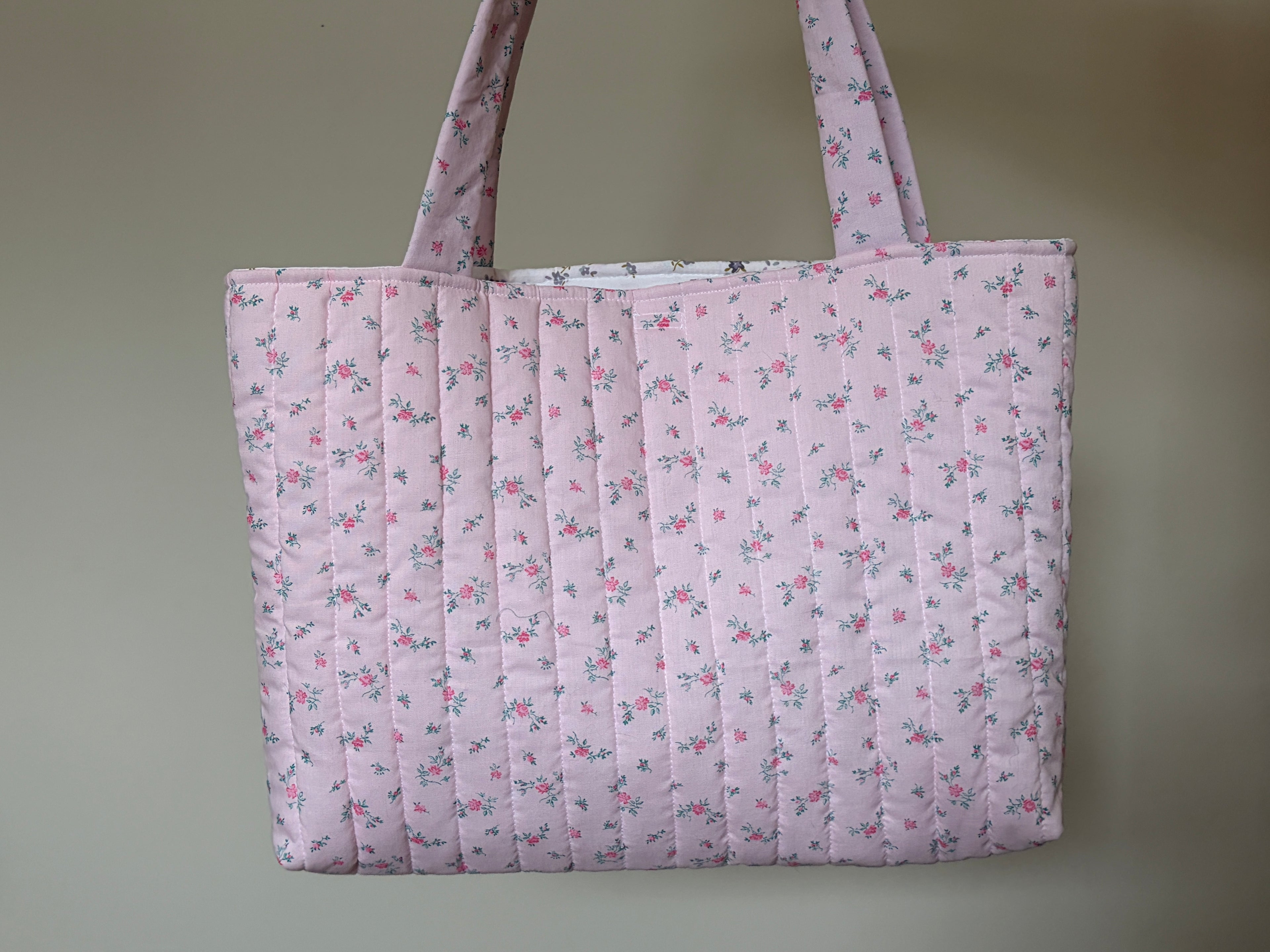 Vintage Rose Bushes - Extra-Large Tote Bag