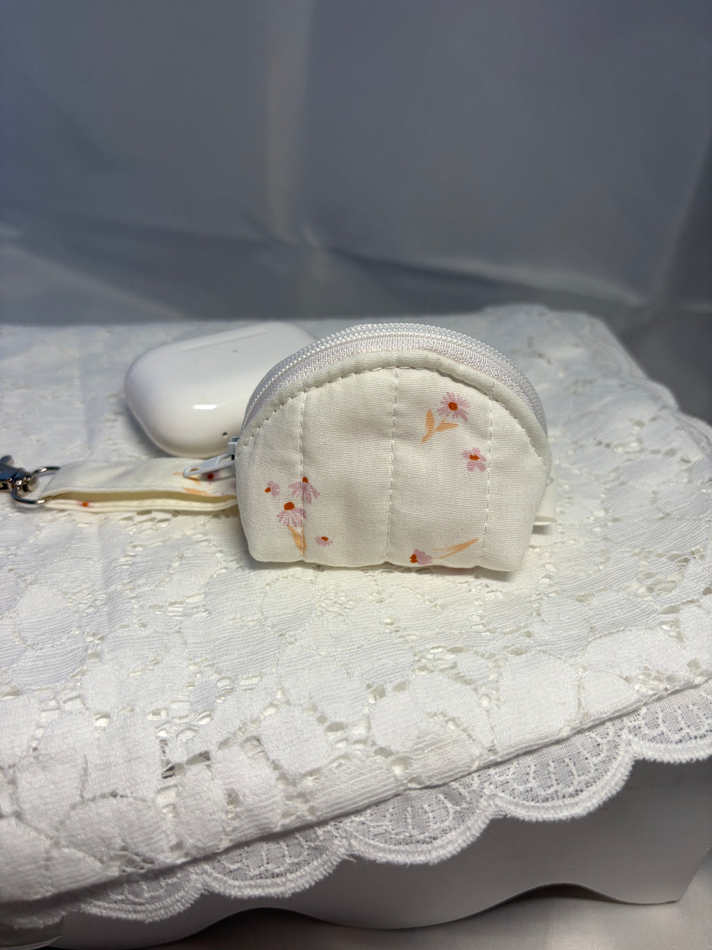Dandelion Airpod Case