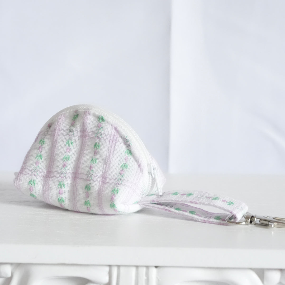 Purple Tulip Airpod Case
