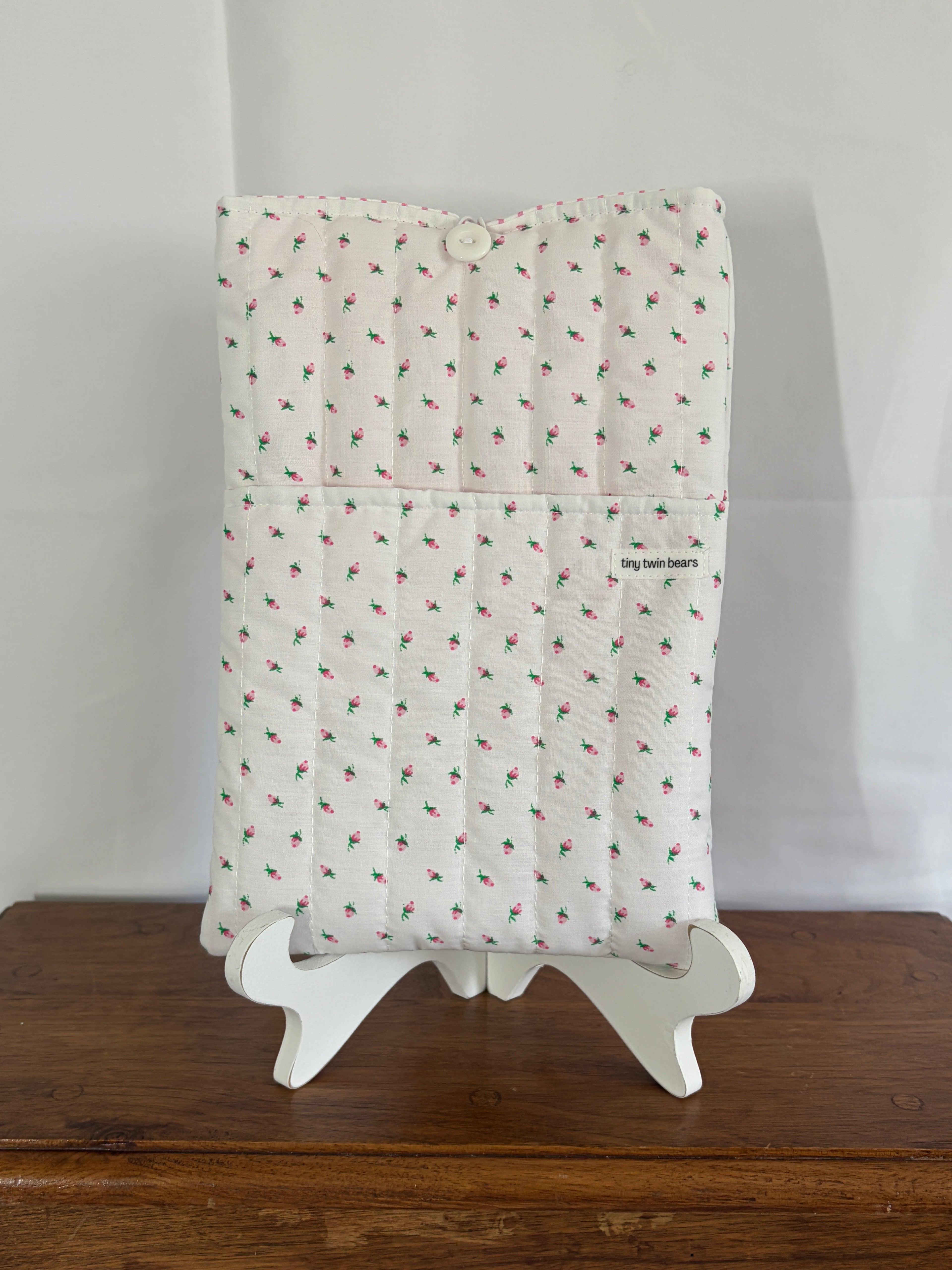 Mini Rose Booksleeve