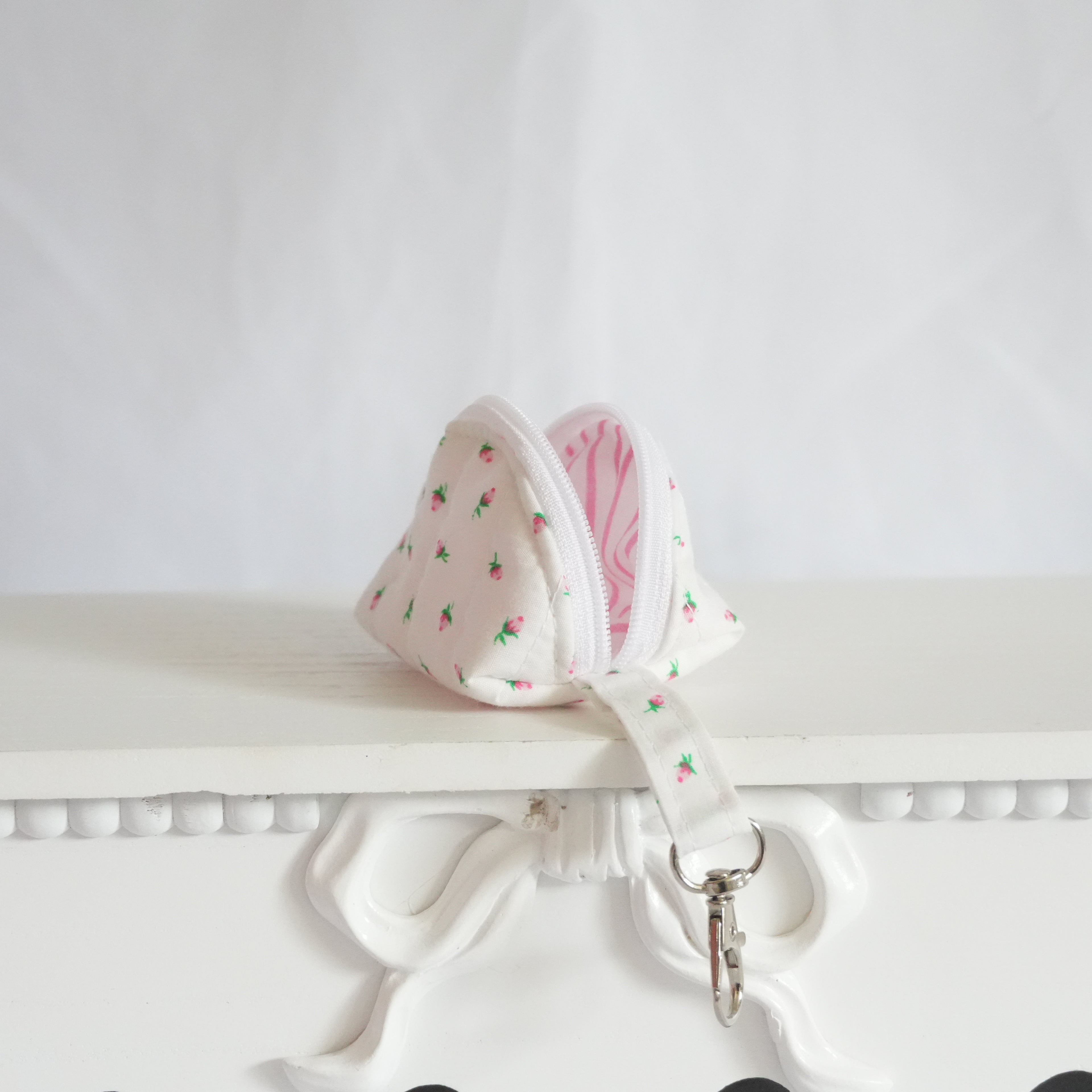 Mini Rose Airpod Case