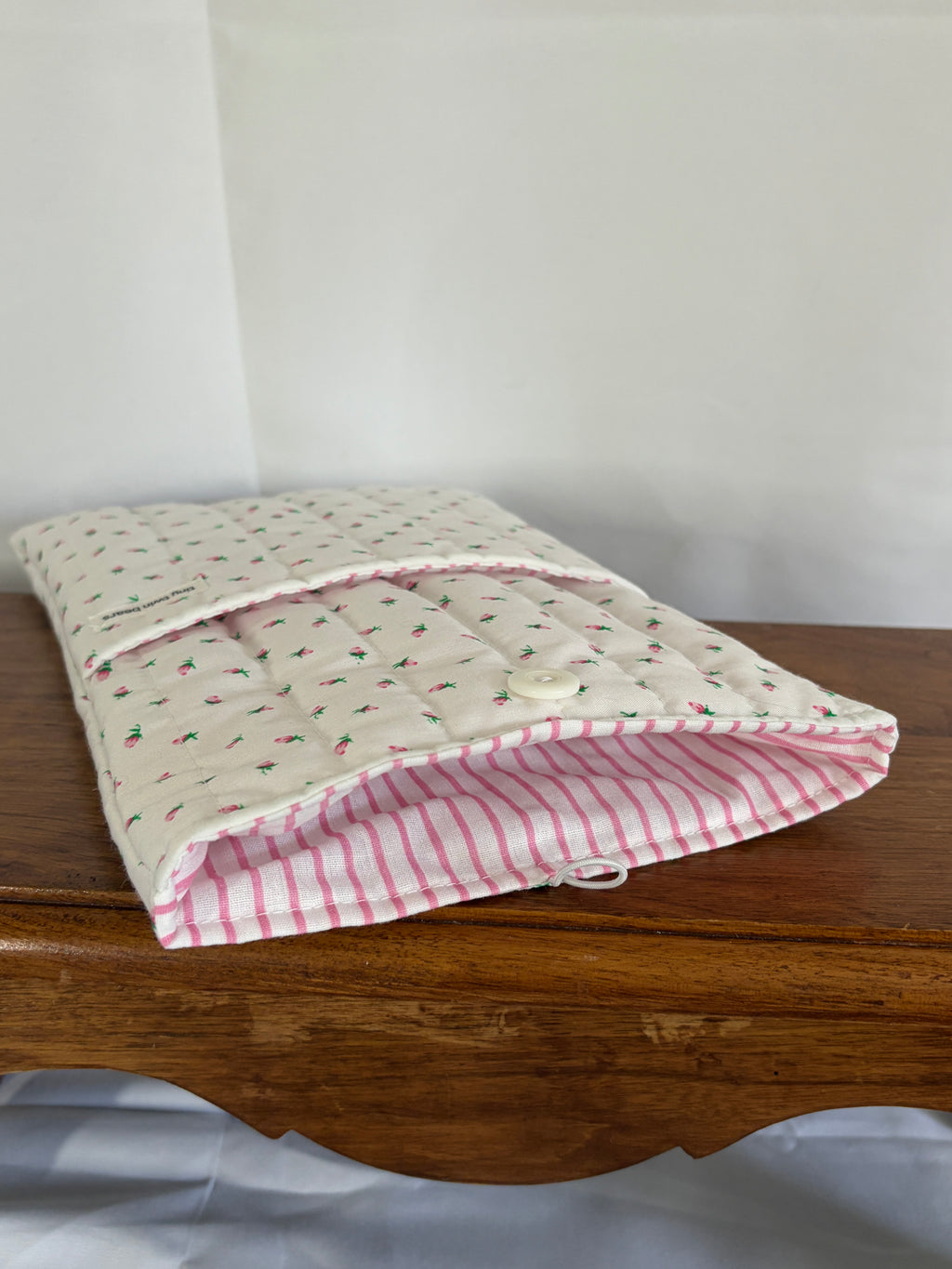 Mini Rose Booksleeve