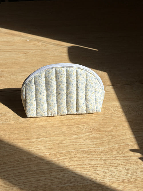 Blue Picnic Medium Clamshell Pouch