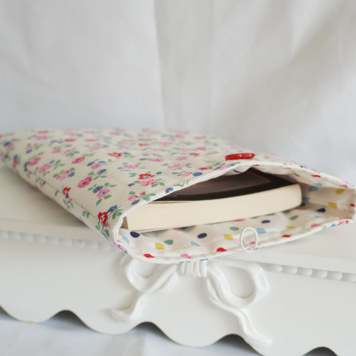 Poppy Book Sleeve - No Pocket