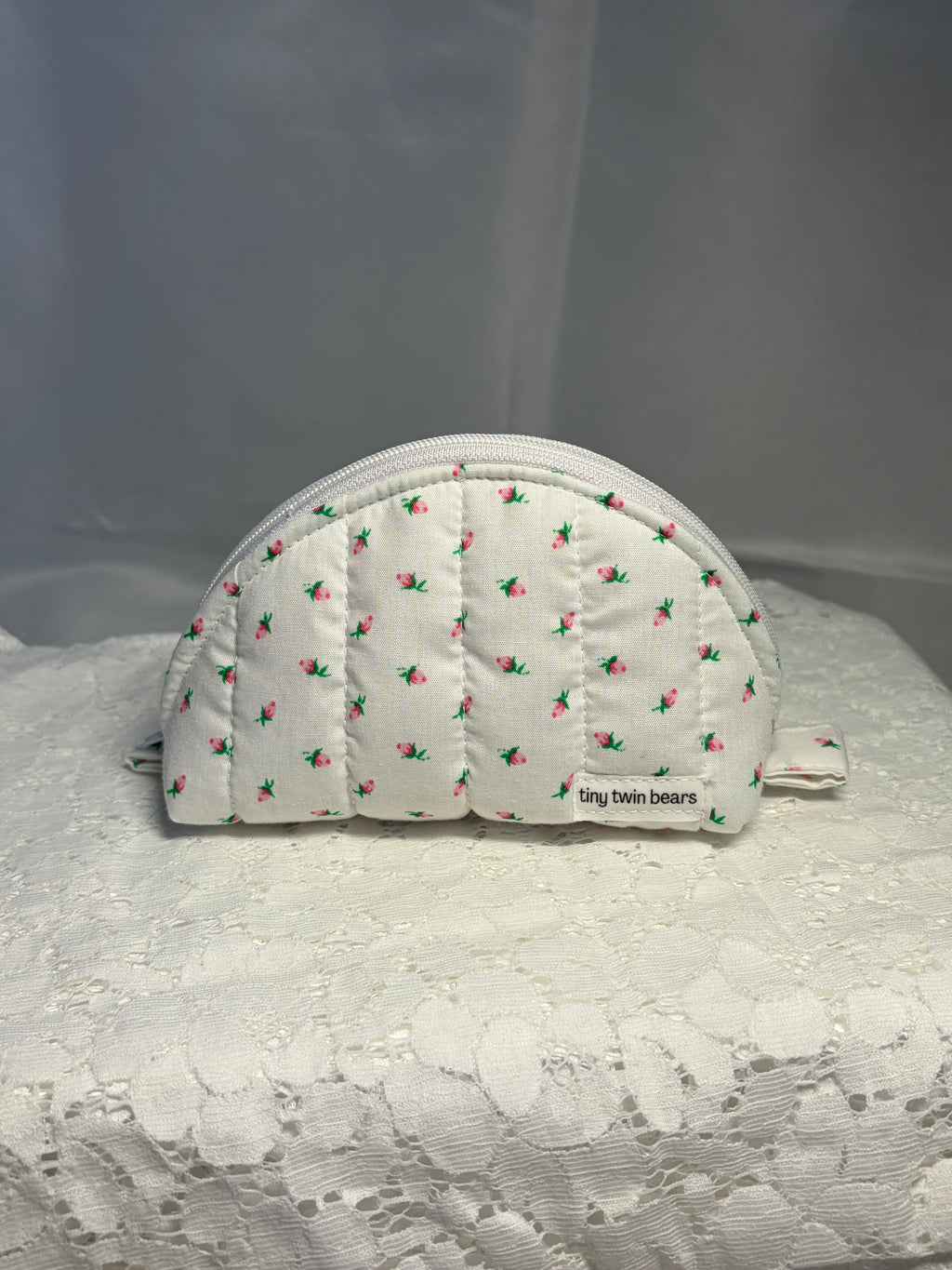 Mini Rose Small Clamshell Pouch