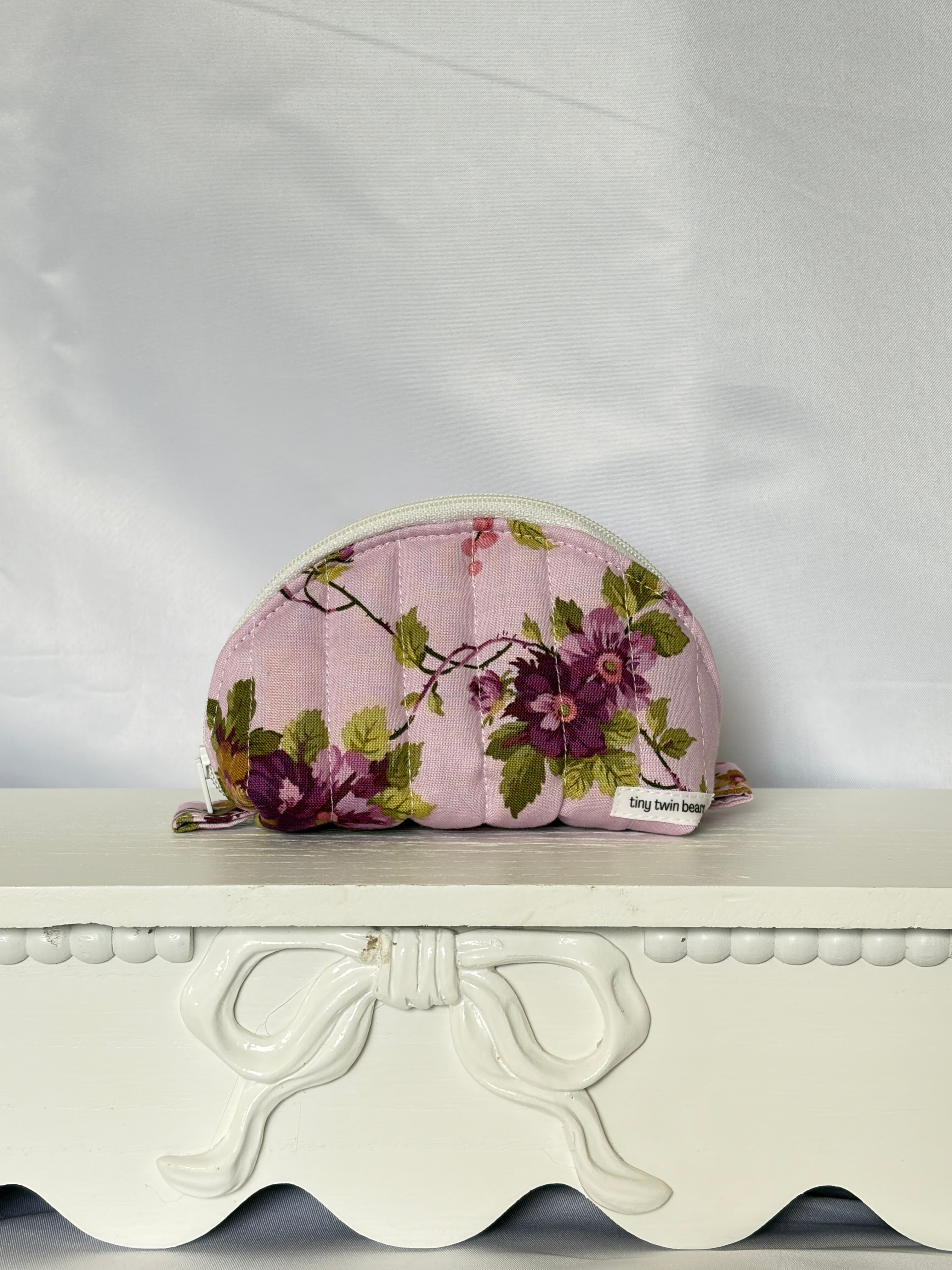 Purple Vines Small Clamshell Pouch