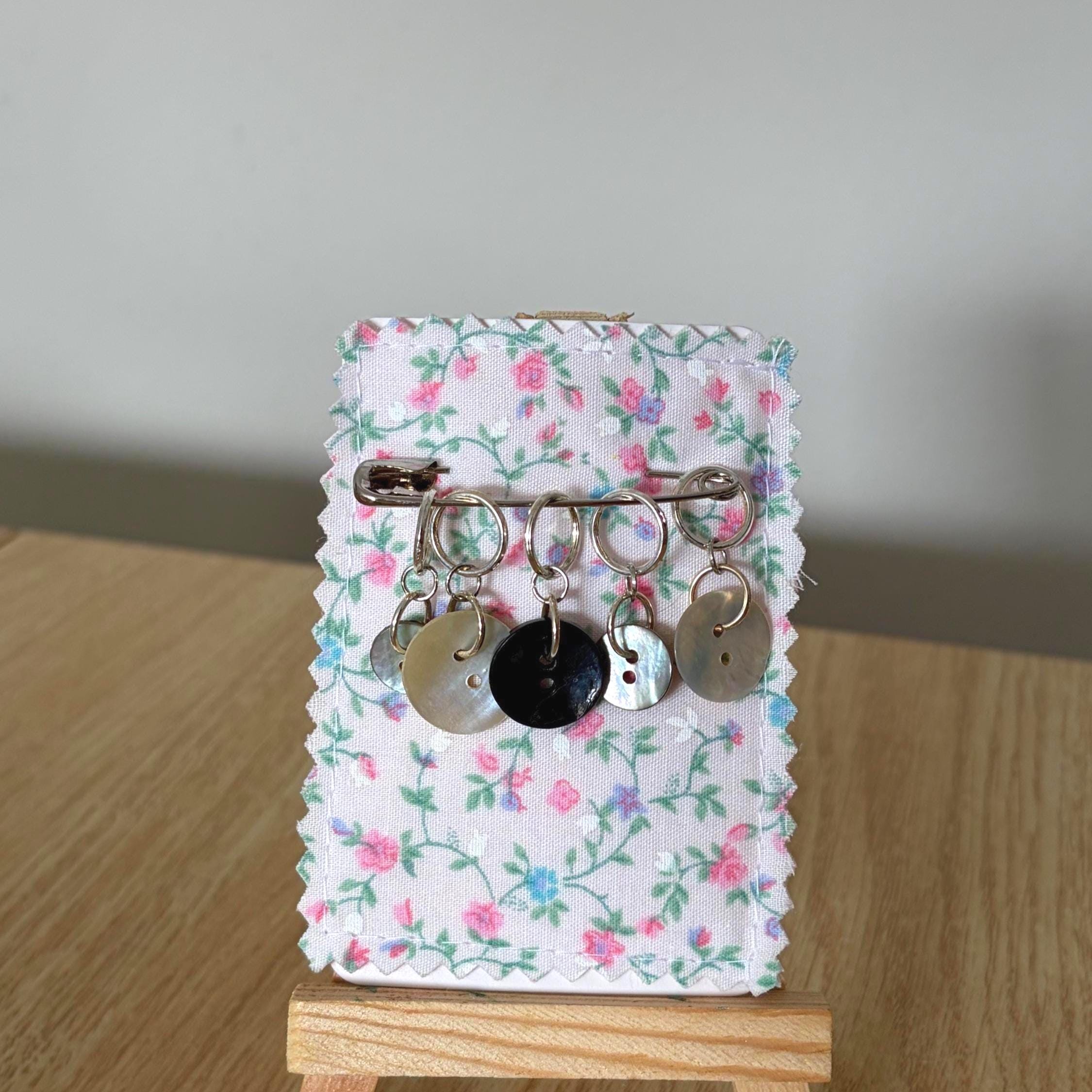 Shell Button Stitch Markers - Knitting Notion