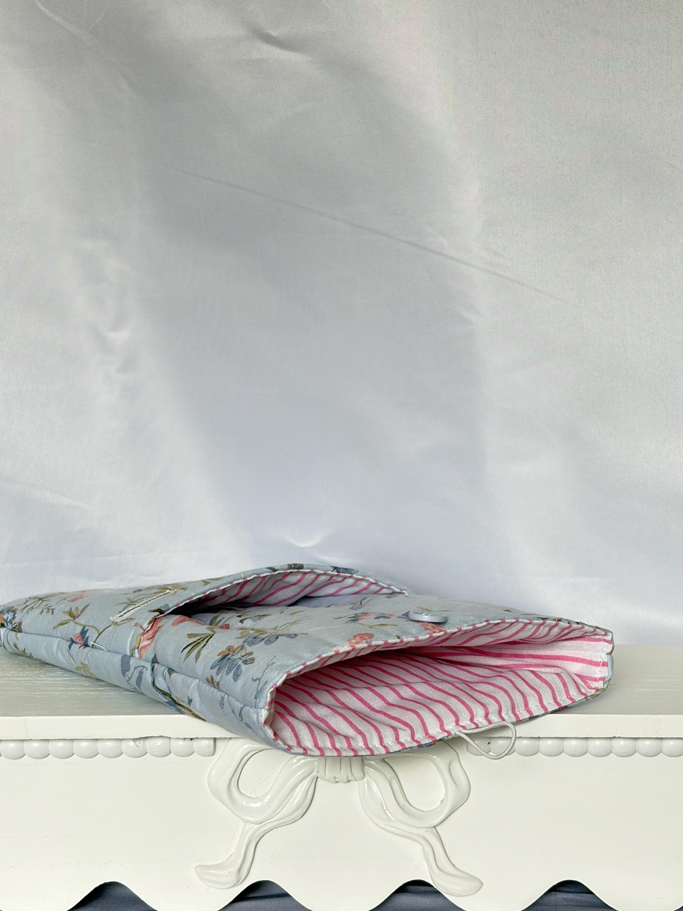 Blue Bird Quilted Book Sleeve - Paper back books and pocket