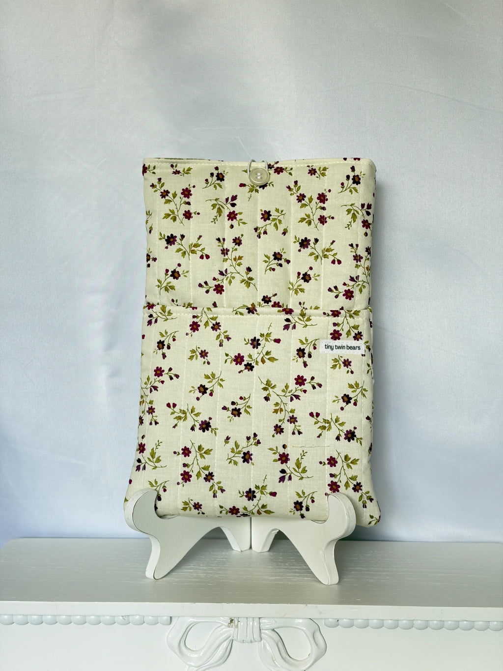 Floral Quilted Book Sleeve